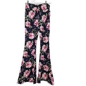 Women's lounge pants  black with flowers   large inseam 33